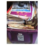 TOTE OF HOME & COOKING MAGAZINES