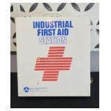 INDUSTRIAL FIRST AID KIT