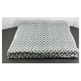(4) THROW RUGS