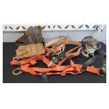 BLACK & DECKER ROUTER, SAFETY HARNESS, & TOOL