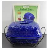 TEMPTATIONS 2QT CERAMIC OVEN TO TABLE SET