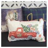 CHRISTMAS THROW PILLOWS