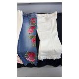 (4) WOMENS JEANS