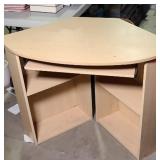 COMPUTER DESK
