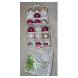 LARGE CHRISTMAS ORNAMENTS