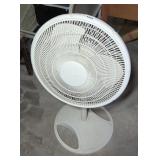 FLOOR FAN