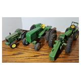 (4) JOHN DEERE TRACTORS, ERTL?