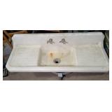 ANTIQUE CAST IRON KITCHEN SINK