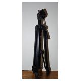 ADJUSTABLE TRIPOD
