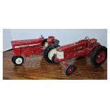 (2) INTERNATIONAL DIECAST TRACTORS BY ERTL, 1/16