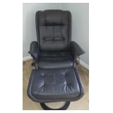 LOUNGE CHAIR W/ FOOTSTOOL