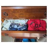(4) DRAWERS OF MEN CLOTHING