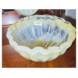 ART GLASS BOWL