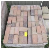 WALL / PAVING BRICKS