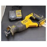DEWALT CORDLESS RECIPROCATING SAW, WORKS