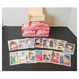 VINTAGE BASEBALL CARDS