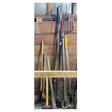 YARD RAKES & TOOLS