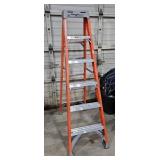 KELLER 6 FOOT LADDER