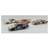 (4) VARIOUS 12 81 64 95 DIE-CAST CARS 1:24