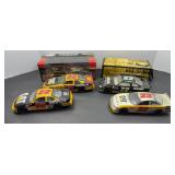 (4) #22 DIE-CAST CARS 1:24
