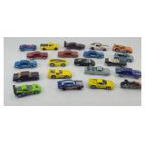 ASSTD HOT WHEELS DIE-CAST CARS (20)