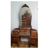 VINTAGE VANITY (UPSTAIRS)