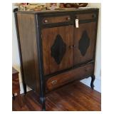 VINTAGE CHIFFEROBE CHEST (UPSTAIRS)