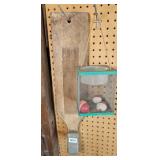 SCALING BOARD & BAIT BASKET