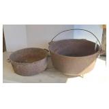 CAMPING CAST IRON FOOTED POT & DUTCH OVEN