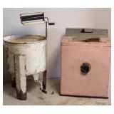 VINTAGE CHILDRENS WASHERS