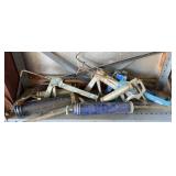 GREASE & CAULK GUNS