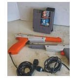 NINTENDO DUCK HUNT GAME W/ GUN