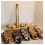 BASEBALL MITTS & MINI BATS