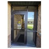 OUTER GLASS DOOR W/ ABILITY OPENER
