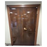 DOUBLE CLOSET DOOR WOOD