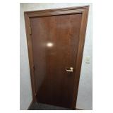 INTERIOR WOOD DOOR