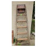 VINTAGE PAINTING LADDER, METAL, 6 FOOT