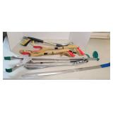 GAGGLE OF GRABBERS