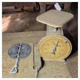 STOVE DAMPER & (2) SETS OF SCALES