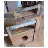 (2) HEAVY METAL WEIGHTS