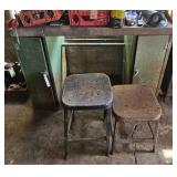 METAL WORK BENCH