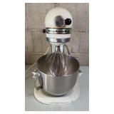 KITCHENAID STAND MIXER, NEEDS CLEANED, RUNS, K5-A