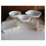 Pyrex Casserole Dishes with Lids
