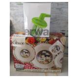 Whip N Prep and Barnyard 16pc Dishes