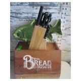 Block Knife Set, Fish Dish and Breadbox