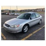 2000 Ford Taurus