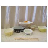 Vintage Pyrex Dishes