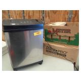 Paper Shreder 2 Boxes Of Books
