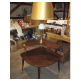 Vintage corner table & lamp