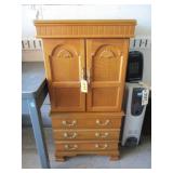 Oak- Colored Standing Jewelry Box